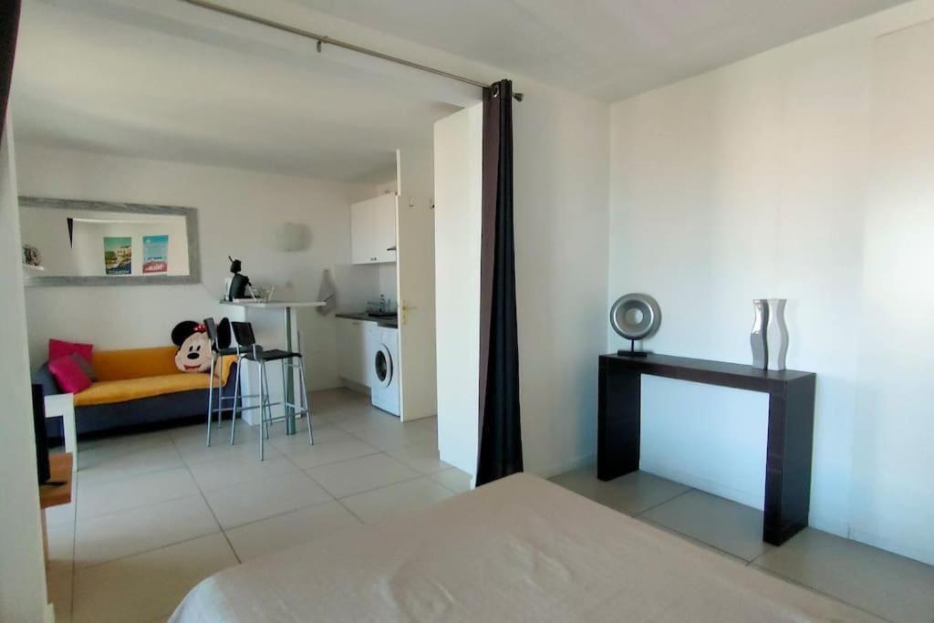 Brad'S House. Apartment แซ็งต์-ซีร์-ซูร์-แมร์ ภายนอก รูปภาพ