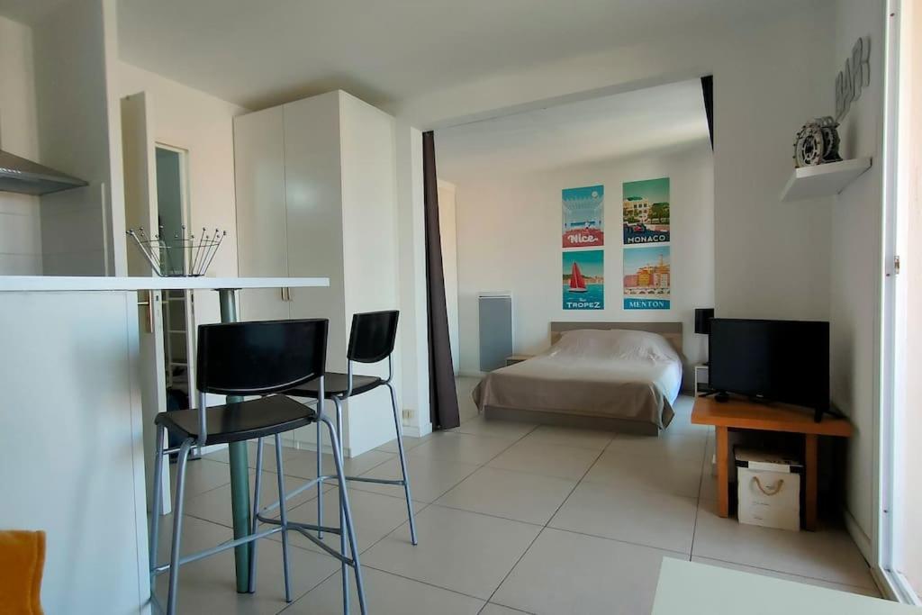 Brad'S House. Apartment แซ็งต์-ซีร์-ซูร์-แมร์ ภายนอก รูปภาพ